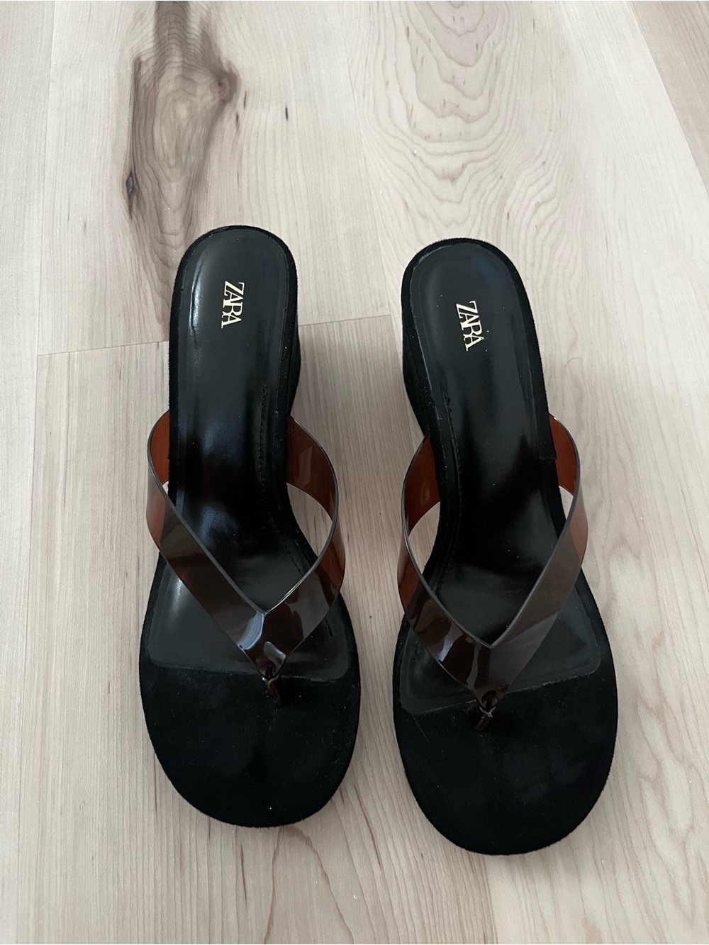 ZARA Black Footbed with Brown Vinyl Crisscross Mule Sandals Size 7 1/2